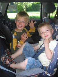 Barn i bilen