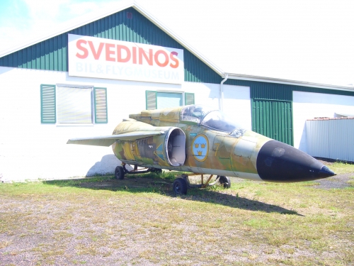 Svedinos Bil- och Flygmuseum